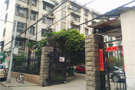 龙源教师公寓带车库附房2室2厅1卫92㎡